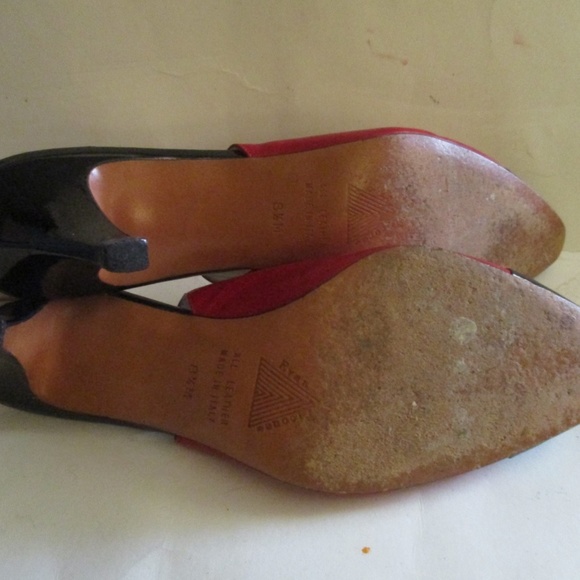 Franco Sarto Brick Red Round Toe Eyelet Pumps - Picture 5 of 7